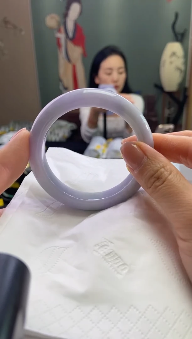 翡翠手镯未镶嵌54.8圈口t