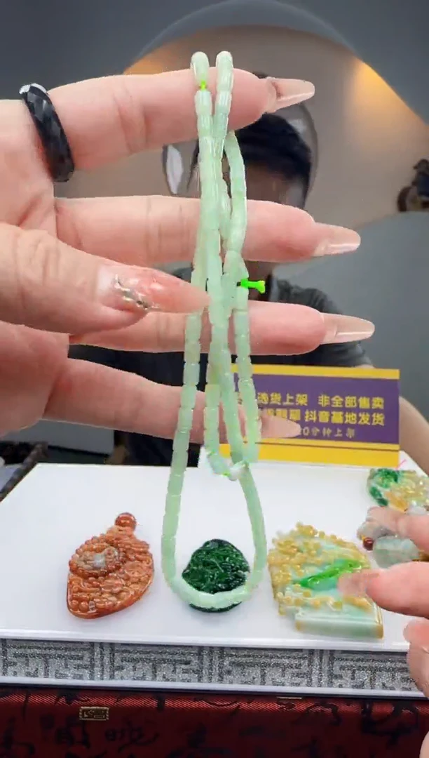 未镶嵌定制翡翠Q62442翡翠