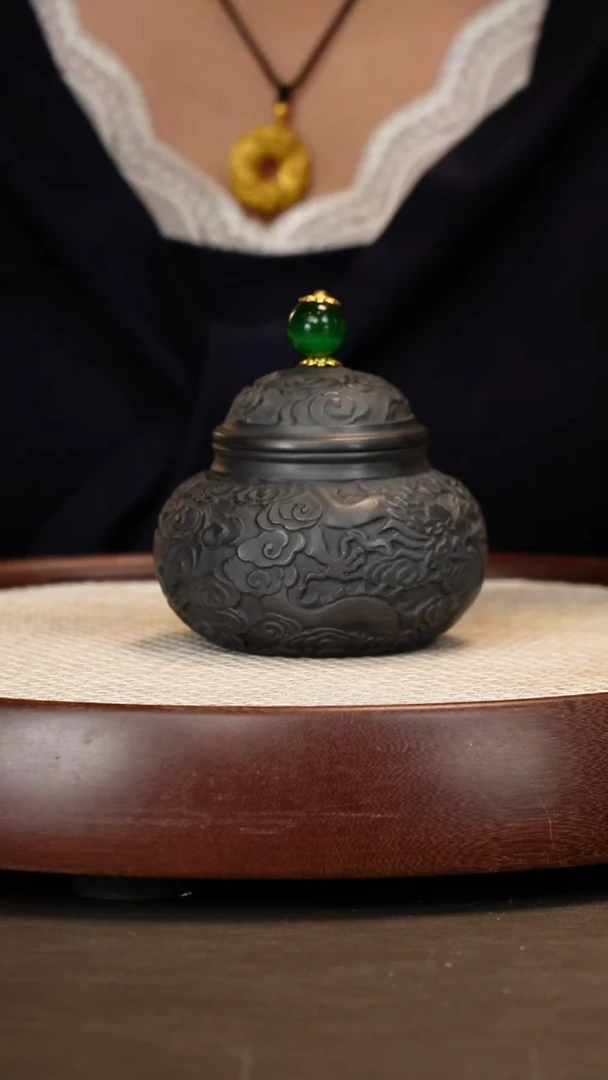 茶壶紫砂石黄茶叶罐