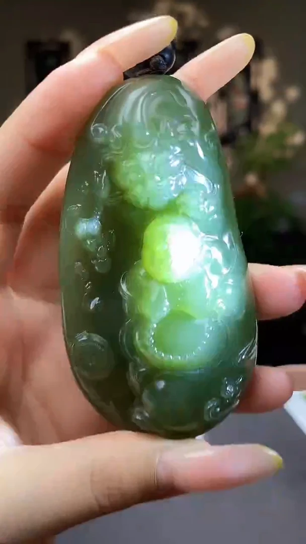 和田玉未镶嵌颈饰C171
