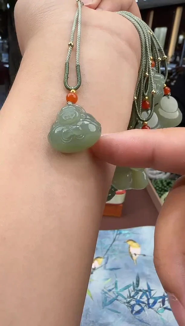 和田玉未镶嵌吊坠(不含链)【陆529】10 7003