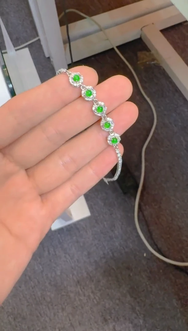 【闪购商品】翡翠手链未镶嵌天然A货翡翠