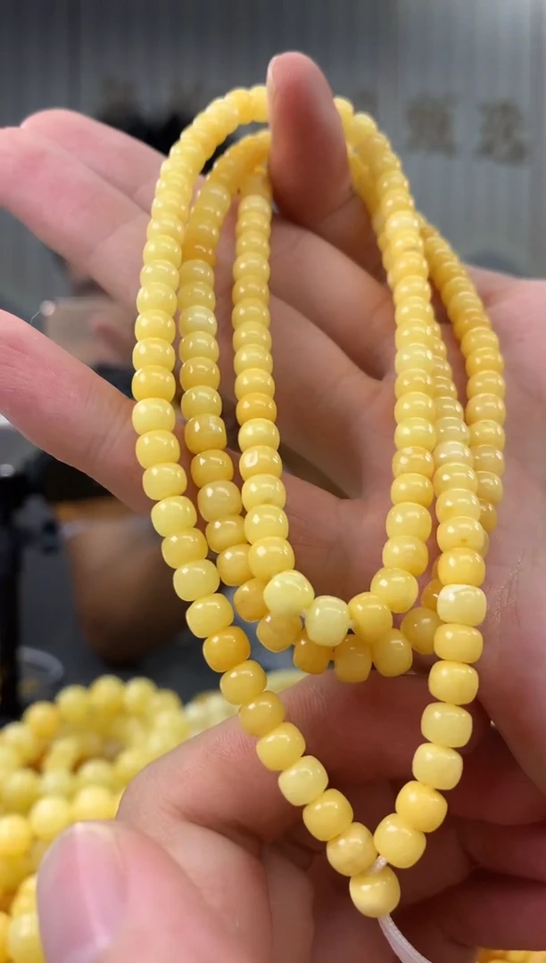 未镶嵌蜜蜡裸石链子