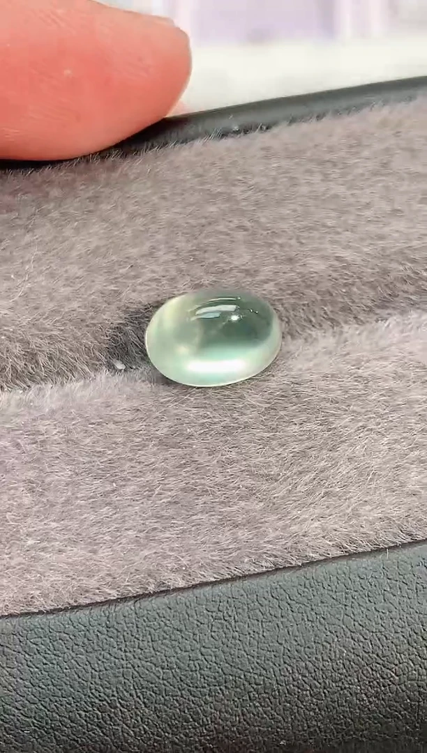 未镶嵌葡萄石裸石筱*运4.69-99天然葡萄石