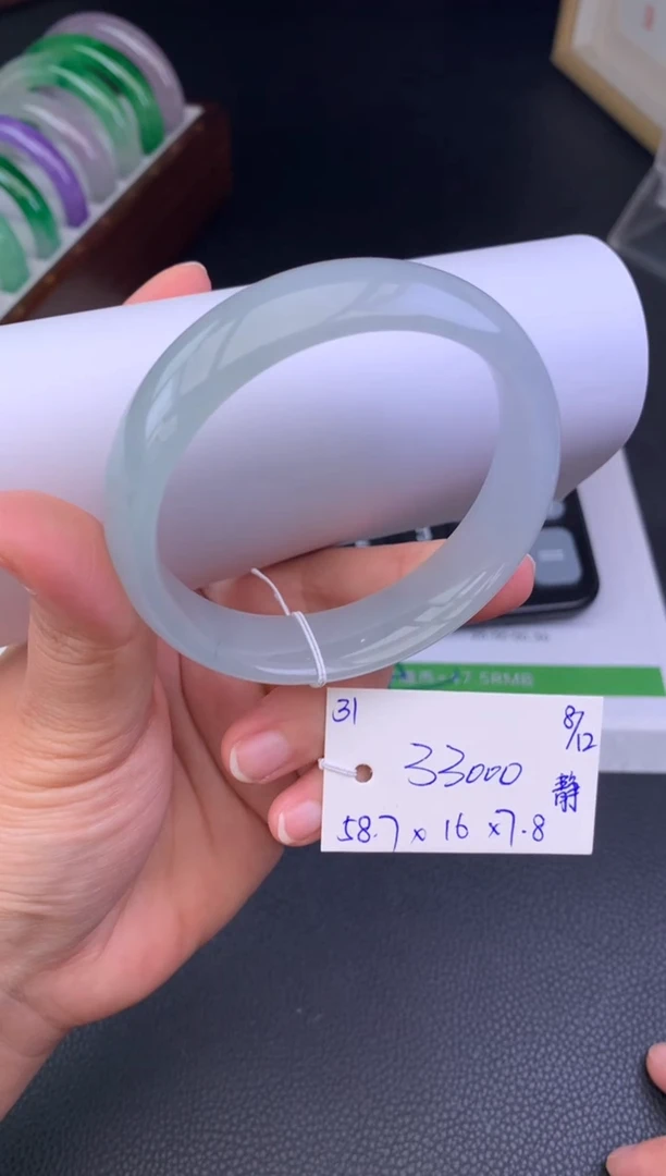 未镶嵌手镯翡翠假一赔三   手镯