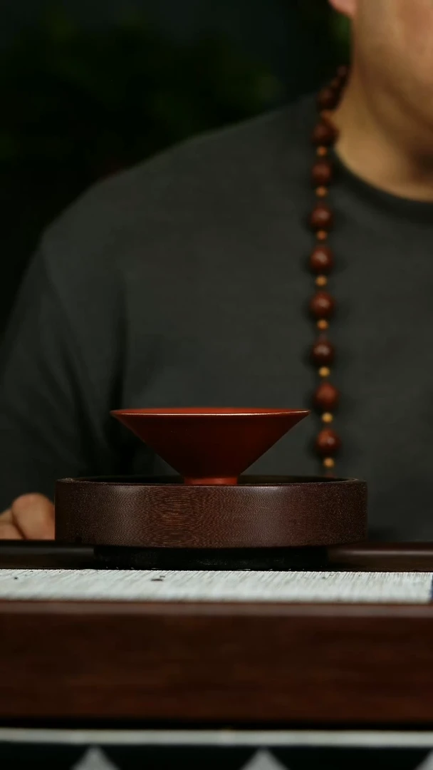 茶壶紫砂g19朱泥刻绘斗笠杯