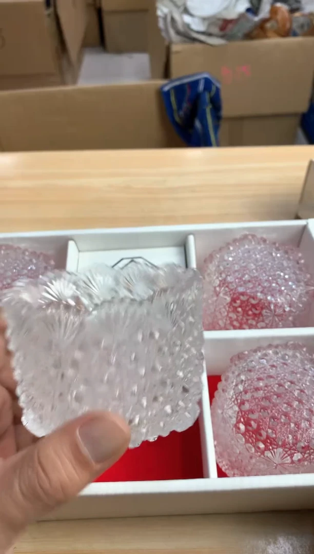 默认微瑕，no退no换，介意勿拍