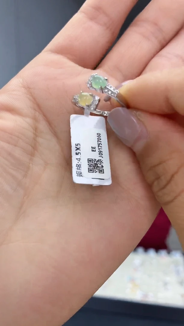银S925镶嵌戒指翡翠1111111111111