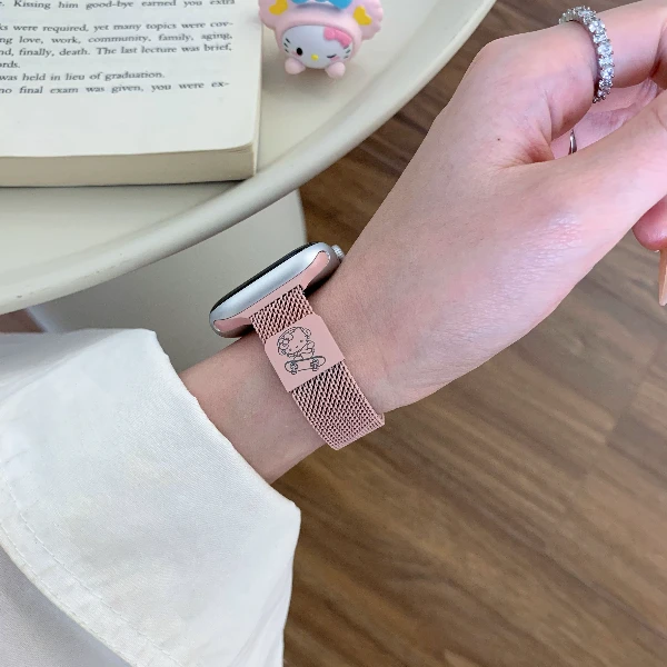 滑板Kitty猫细款磁吸表带适用iwatchS10苹果手表AppleWatchS9876E