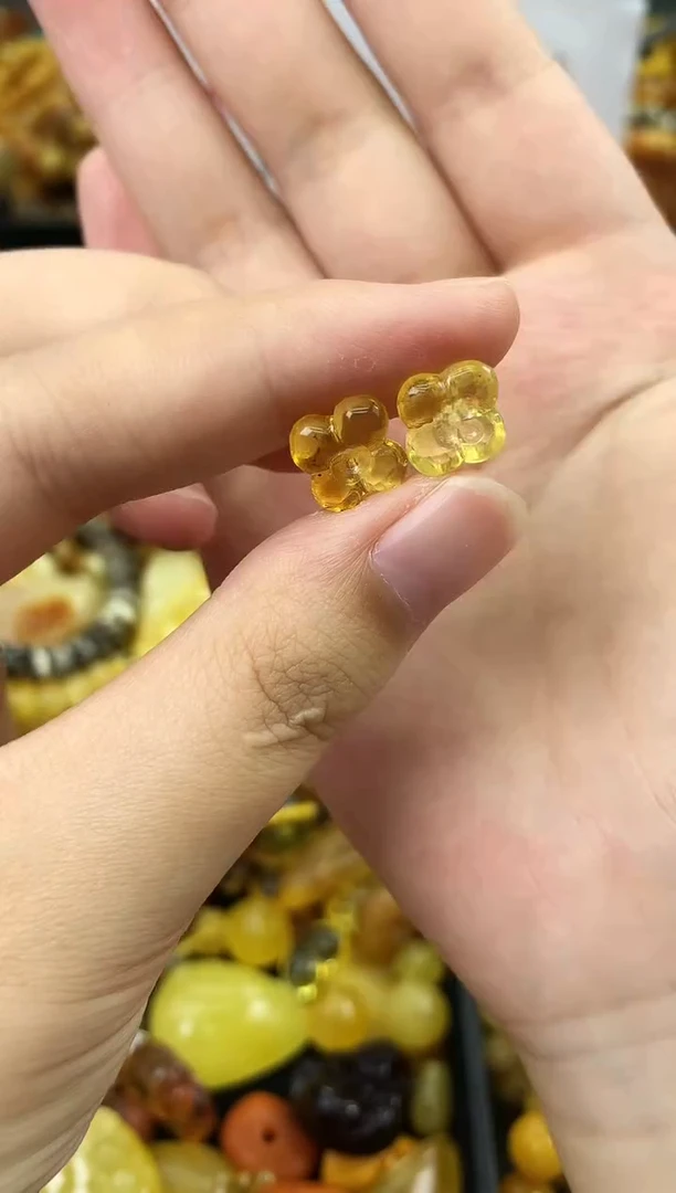 未镶嵌琥珀珠宝奇石26