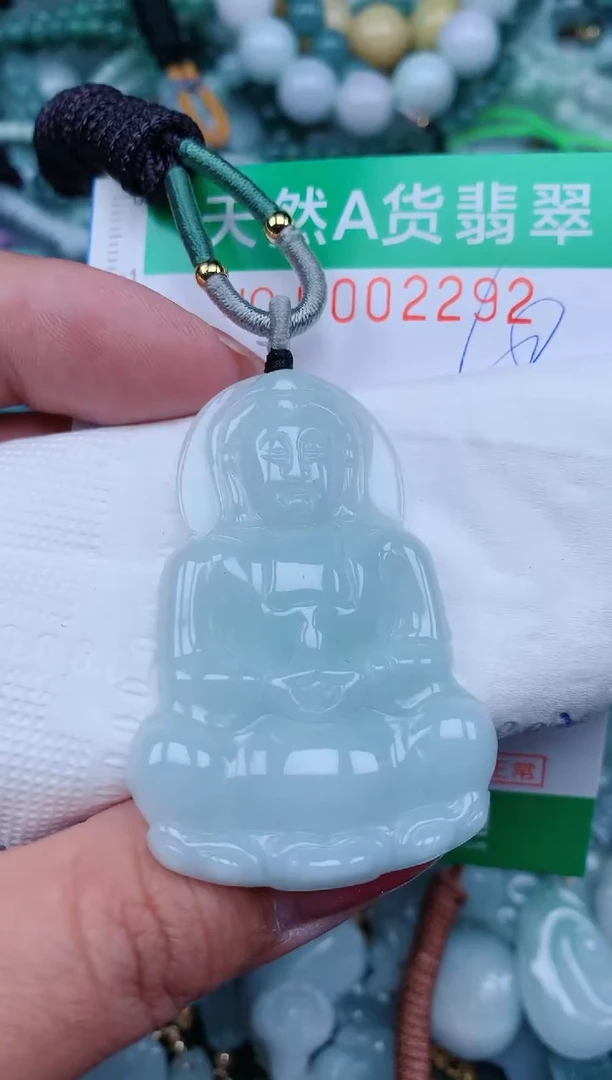 【闪购商品】翡翠颈饰未镶嵌.0002292