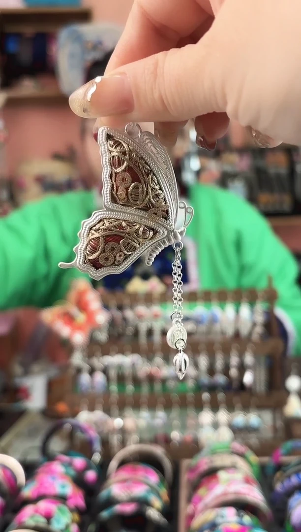 织绣艺枝独绣手工饰品7