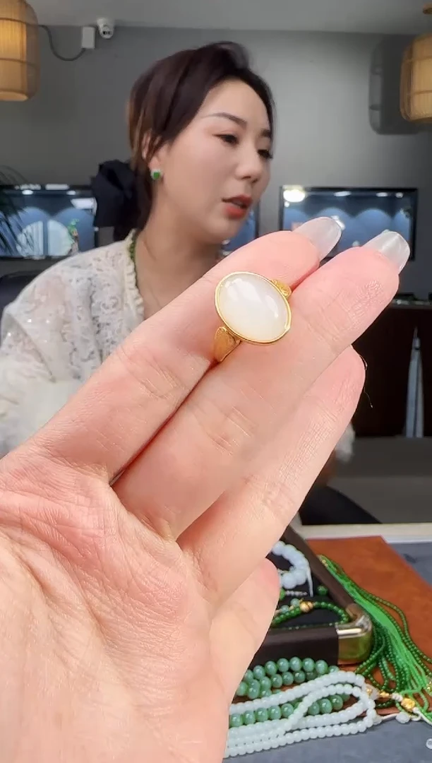 银S925镶嵌戒指和田玉1