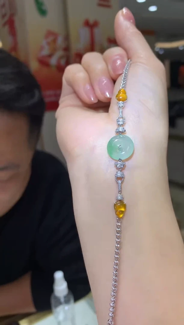18K金镶嵌手链翡翠  |不退不换