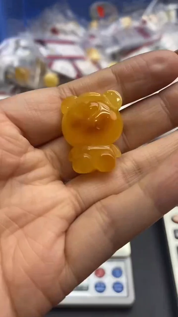 琥珀未镶嵌珠宝奇石645