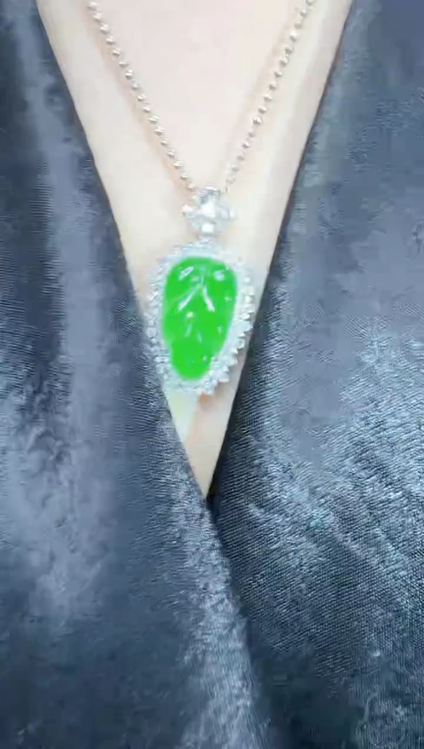 翡翠18K金镶嵌吊坠(不含链)多样性团购发一件