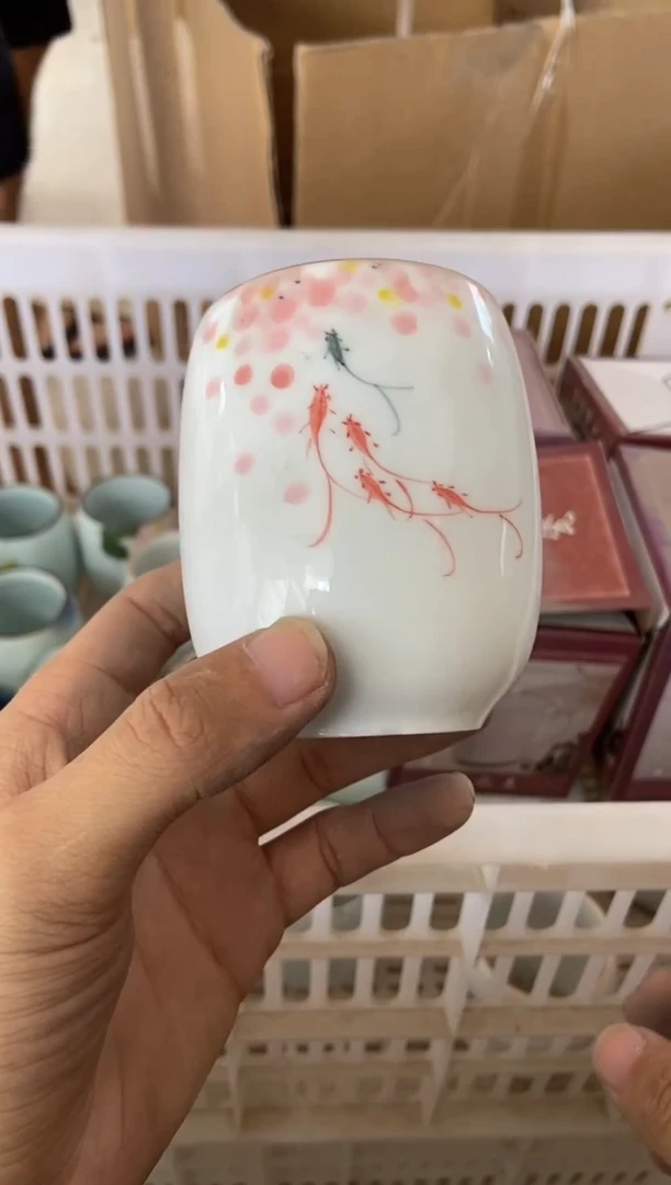 无运费险有瑕疵的摄影的产品有使用过的痕迹有点脏介意勿拍