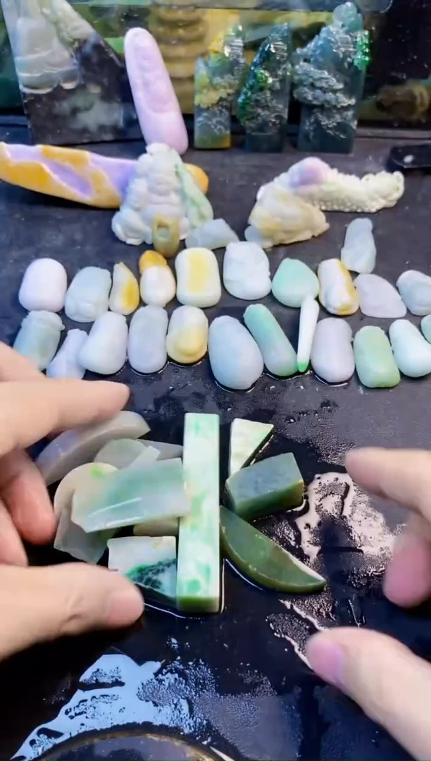 未镶嵌挂件翡翠文***儿天然翡翠037