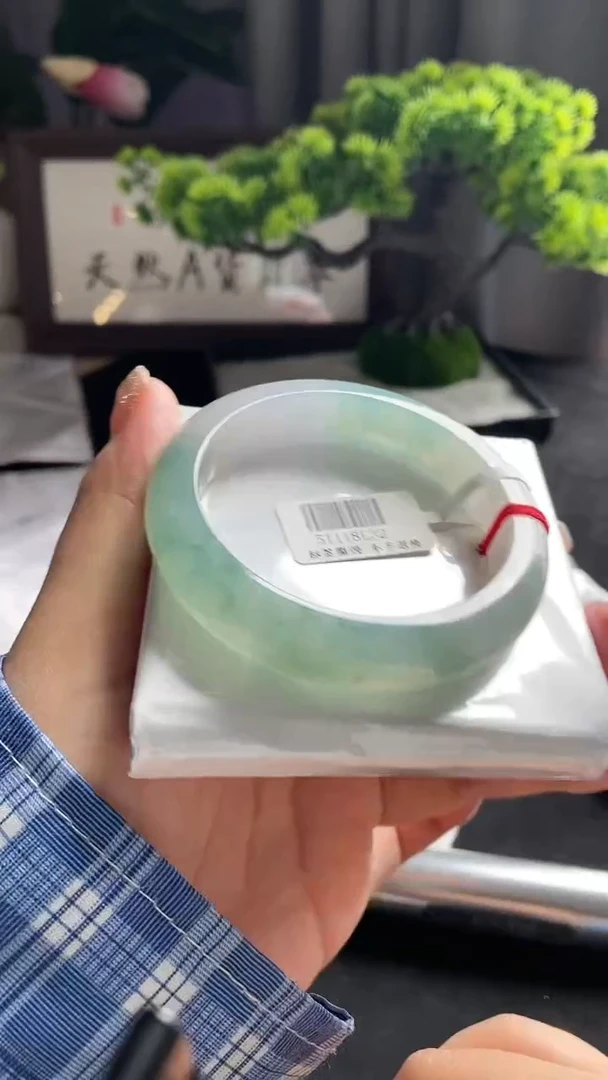 未镶嵌手镯翡翠三天鉴赏期