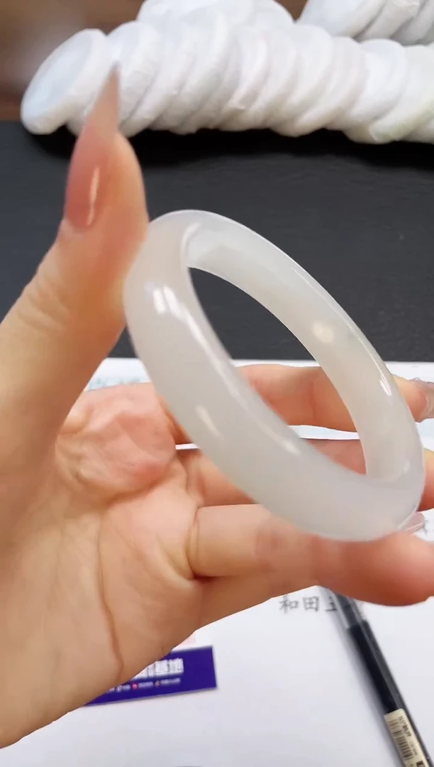 石英质玉手镯未镶嵌271-54