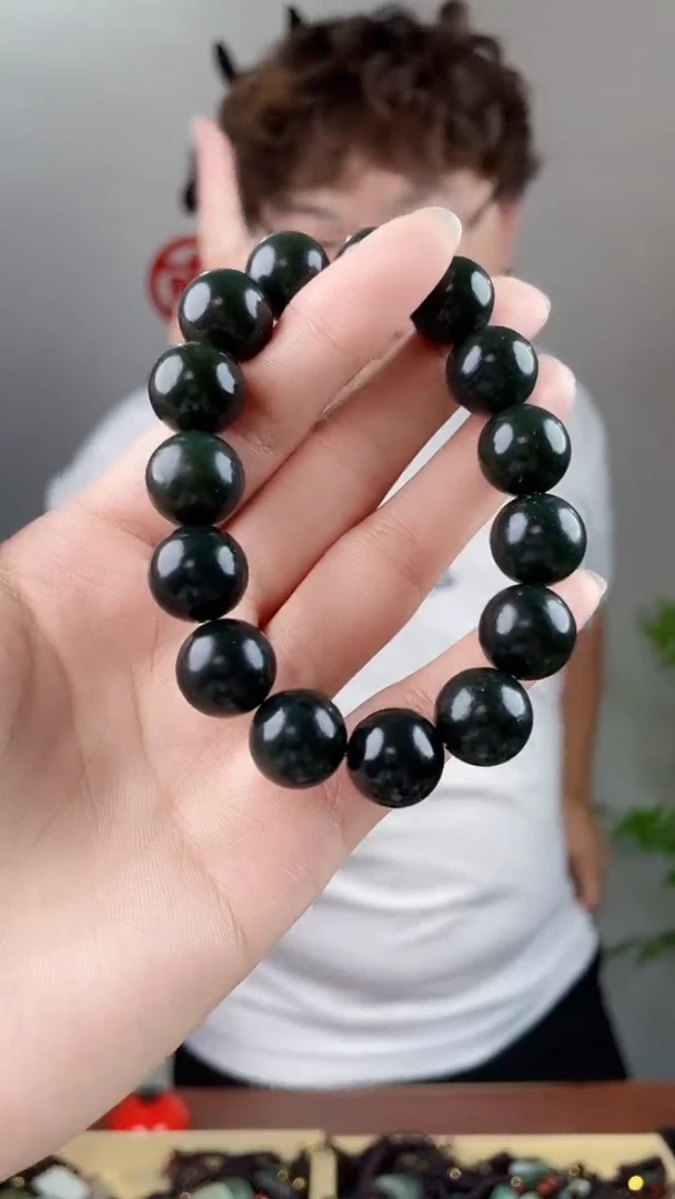 和田玉未镶嵌颈饰拍一发一，多样性发货