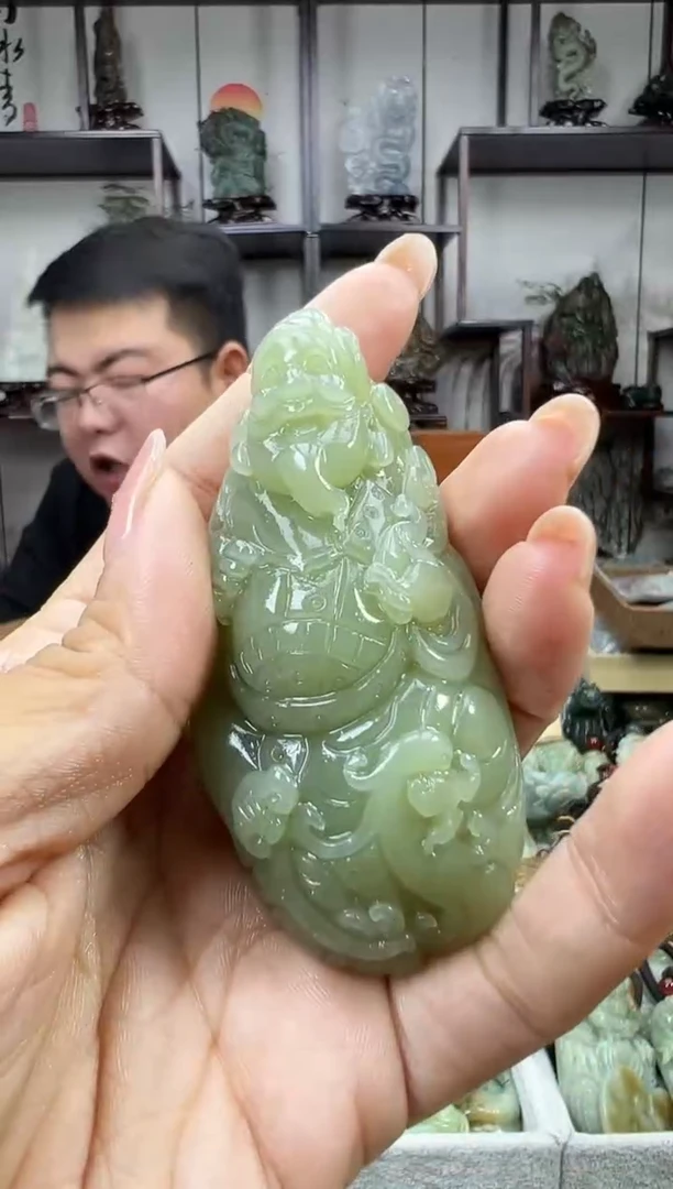 和田玉未镶嵌把件1