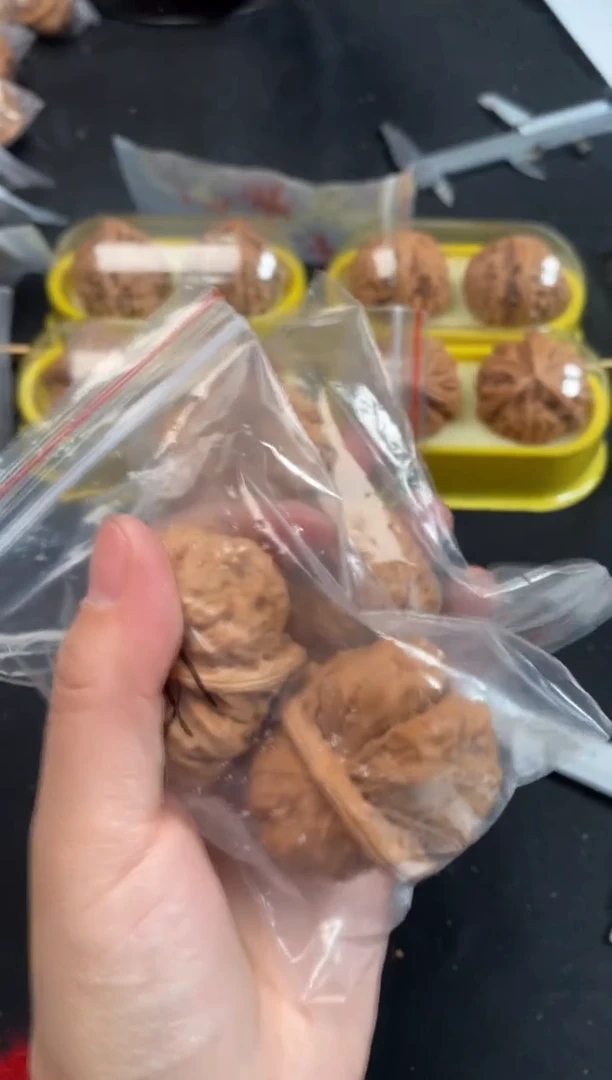 把件文玩核桃蛤蟆头41尺随机发
