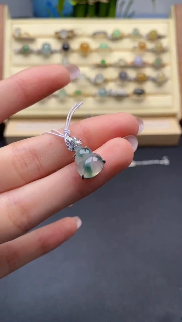 翡翠戒指银S925镶嵌44444444+21