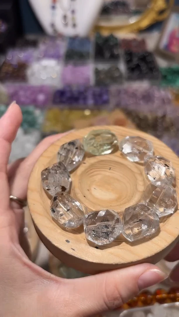 水晶手串未镶嵌L52闪灵随型卡14单颗