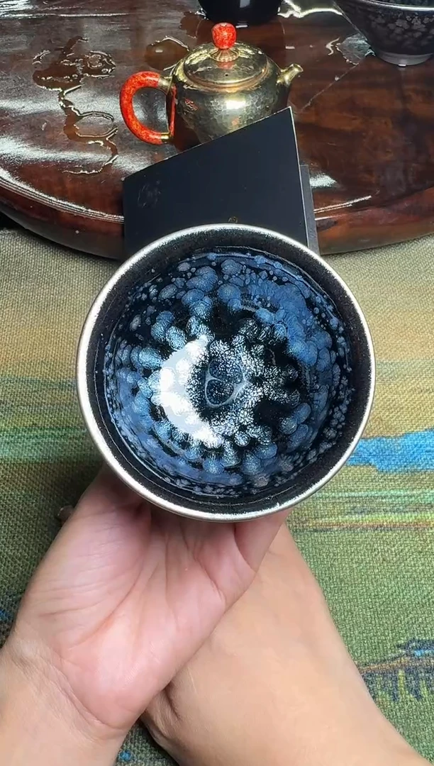 茶盏肖艳黑牡丹73