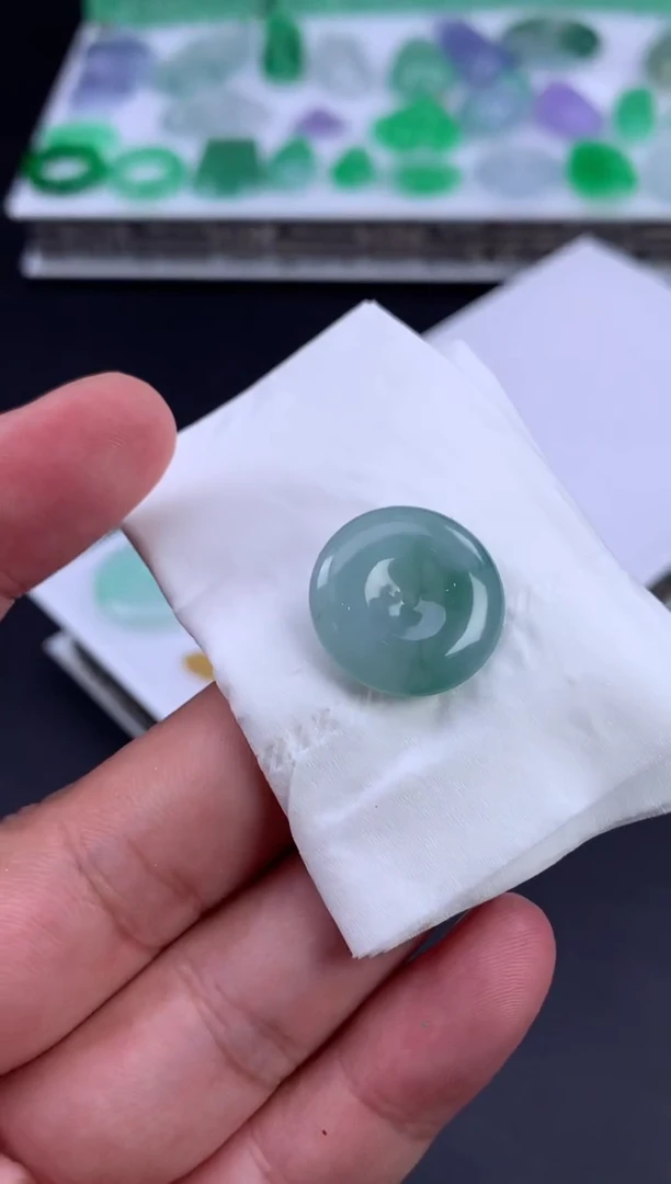 未镶嵌定制翡翠m**y翡翠