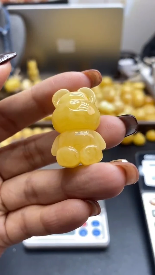 琥珀未镶嵌珠宝奇石649