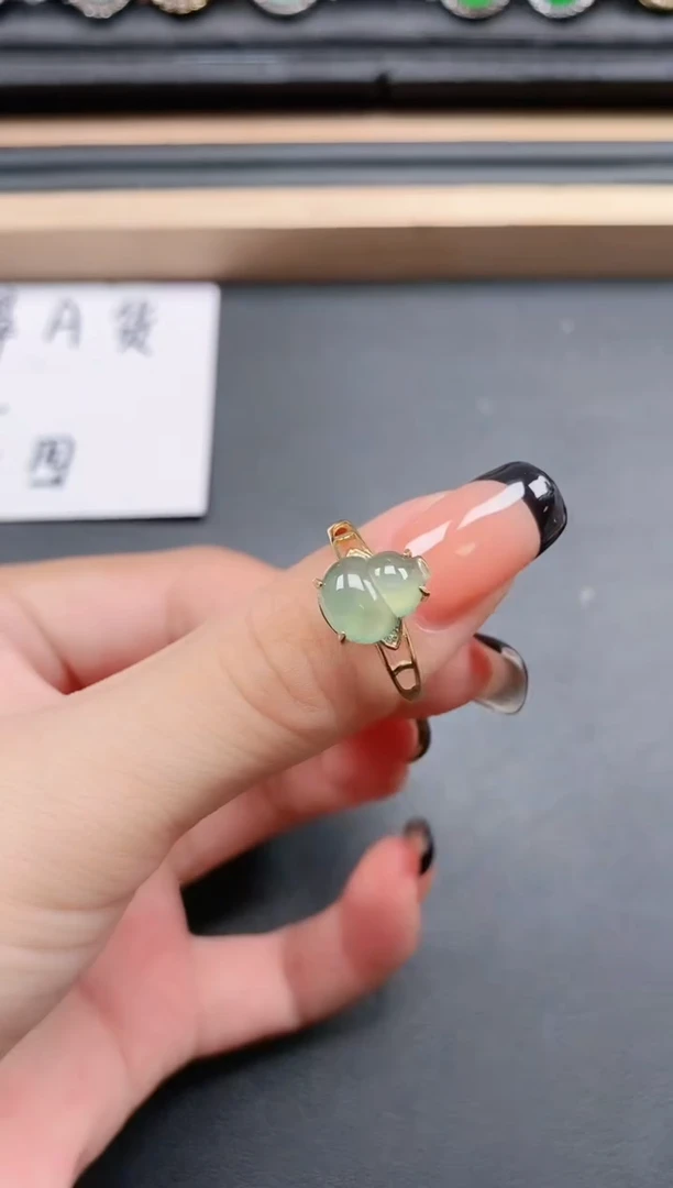 翡翠戒指银S925镶嵌111111