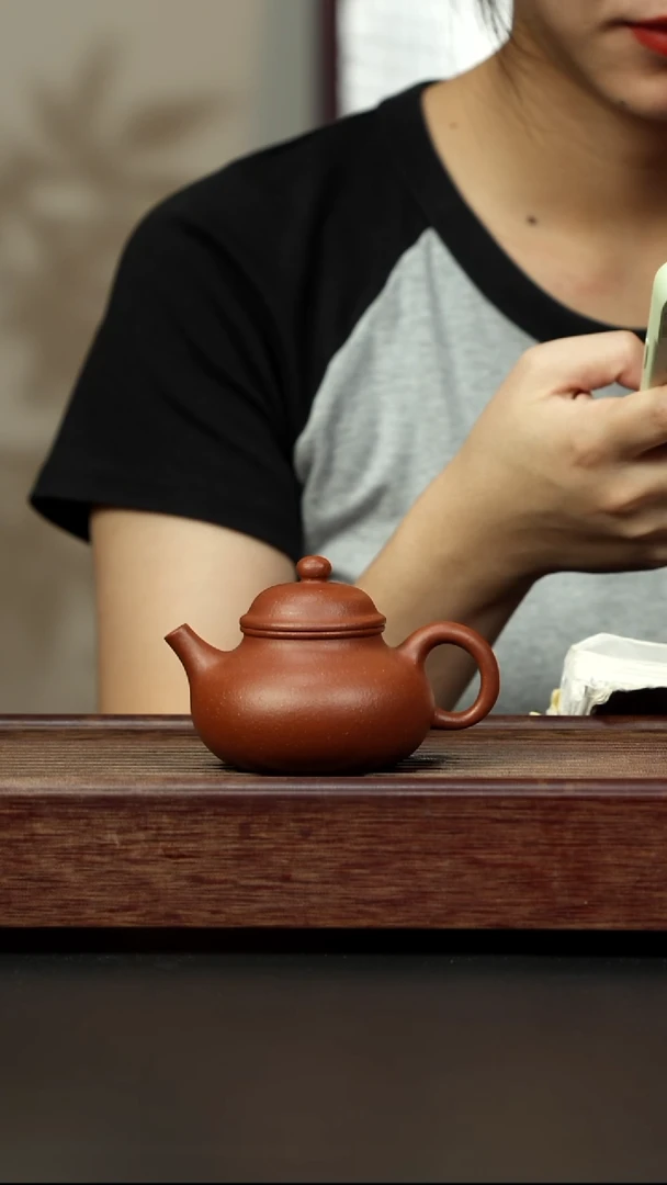 紫砂茶杯粗砂红降坡 容天