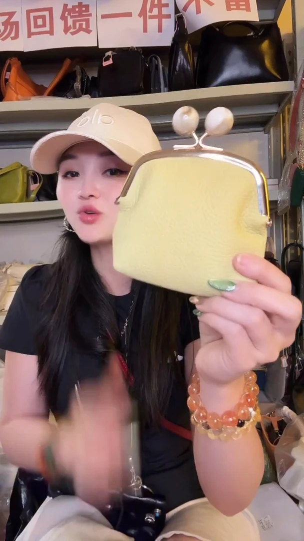 小牛皮（革）珊瑚店清斜挎包真皮包时尚百搭包包