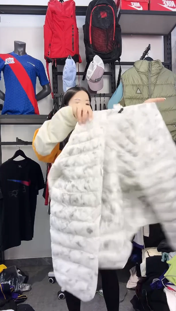 337·编码 瑕疵款直播间过款为准 尺码·160