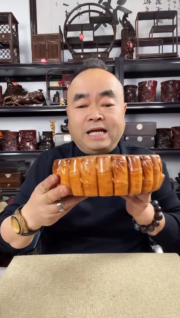 木老李红木工艺品673瑕疵