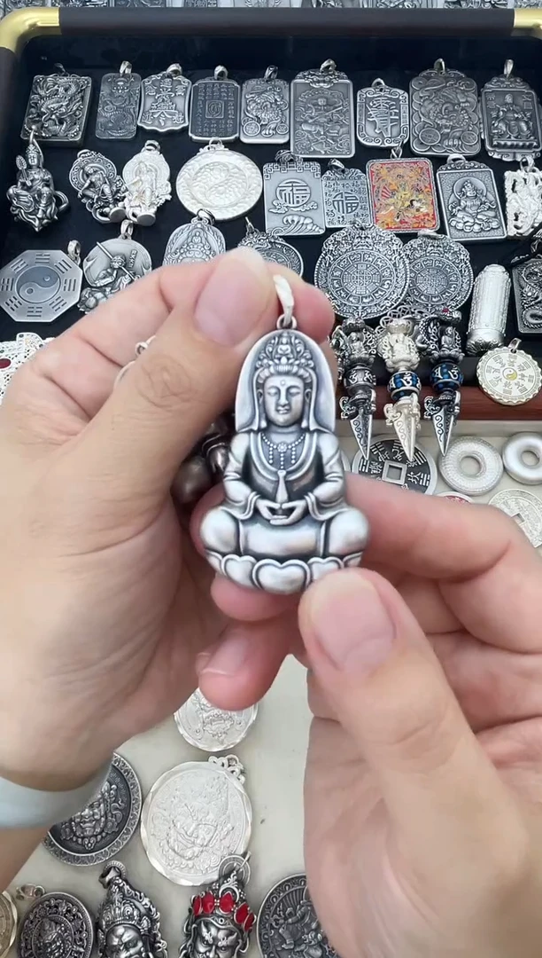无足银重量47克足银999 观音