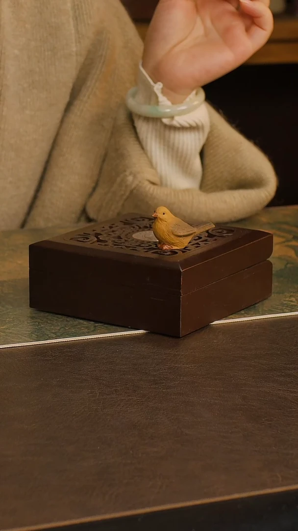 紫砂茶宠灰尾巴小鸟