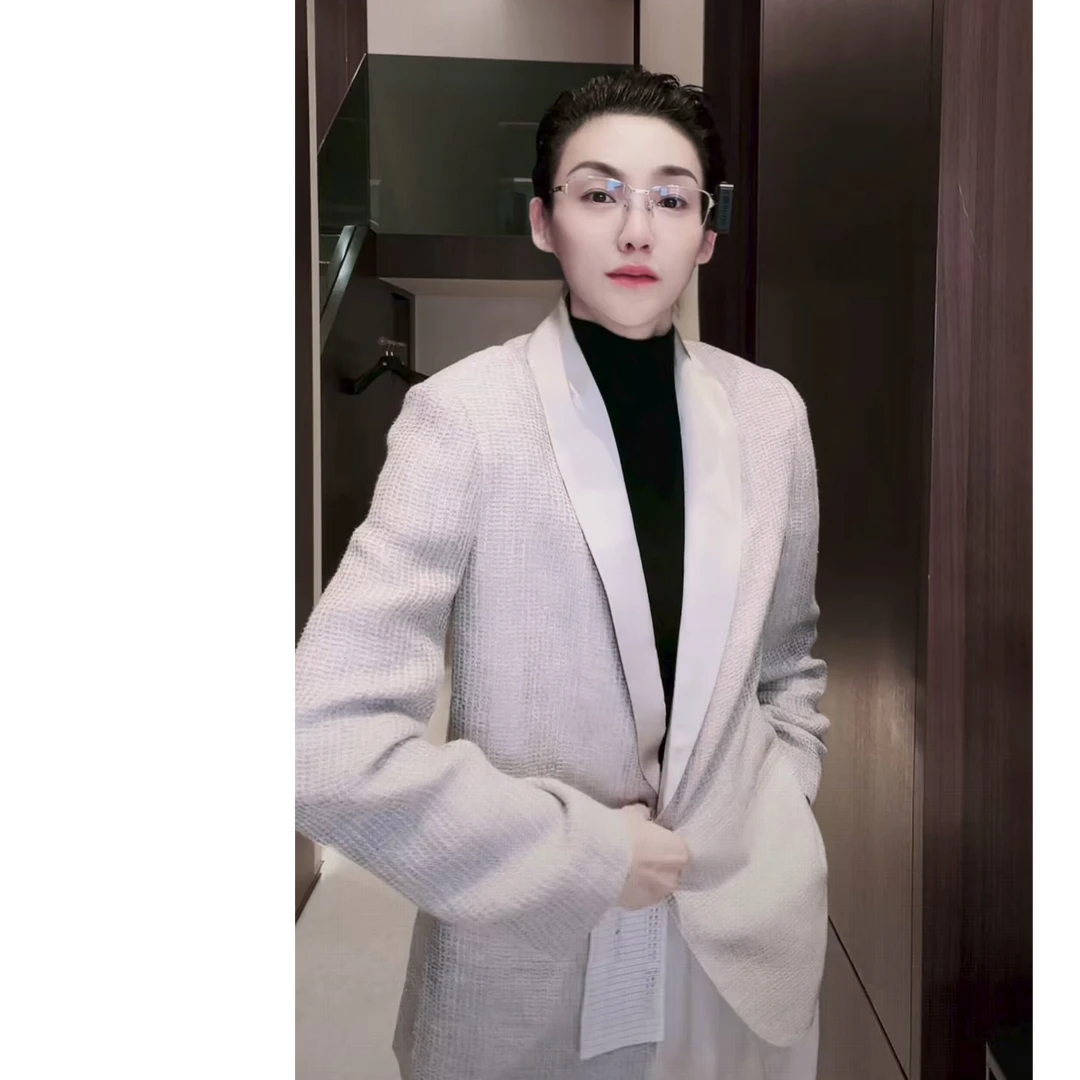 意大利的亚麻 里衬全手工 灰色深V领西装 XZ0275