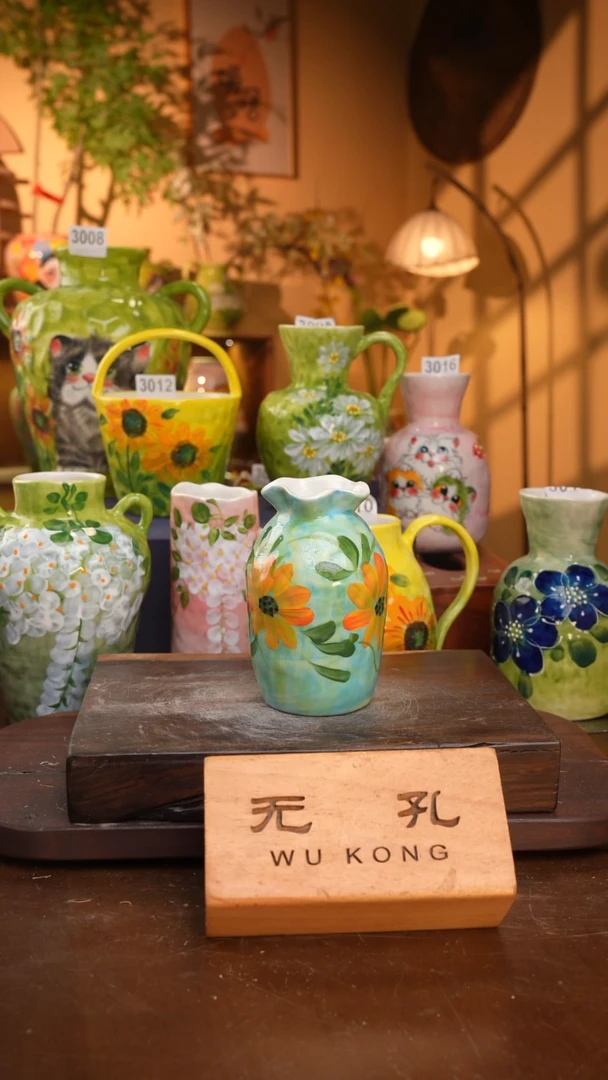 摆件6-9口径5高度15 1-2误差手工手绘有些许色差 完美慎拍