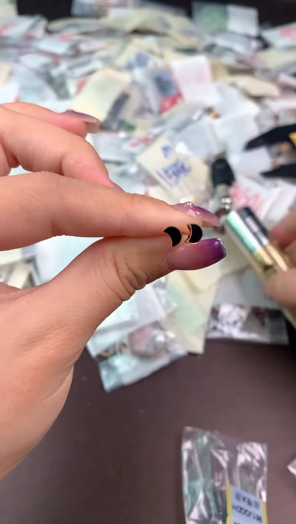 翡翠挂件18K金镶嵌—