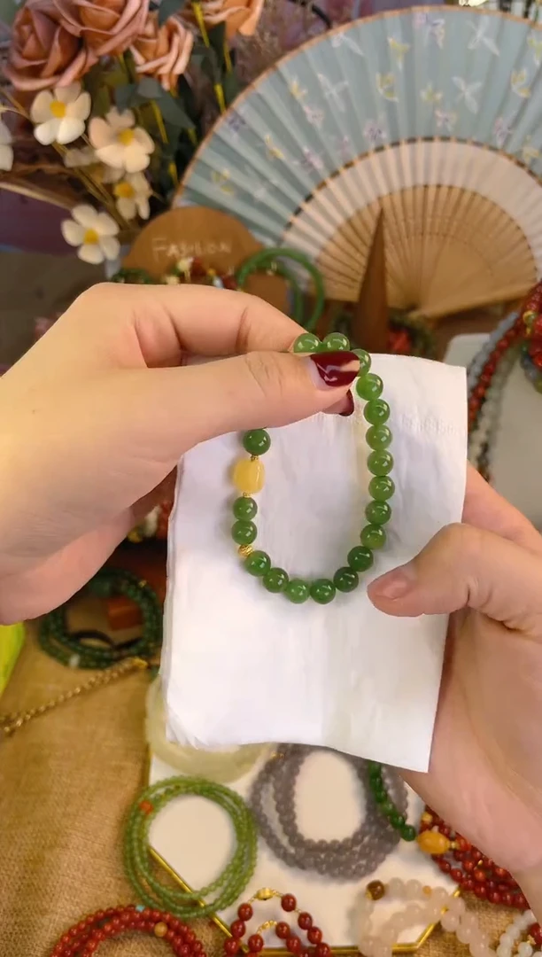 【闪购商品】和田玉手串18K金镶嵌碧玉