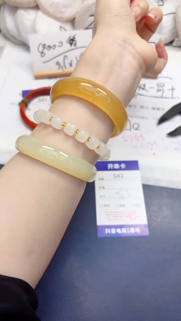 石英质玉手镯未镶嵌42-财气镯-圈口56