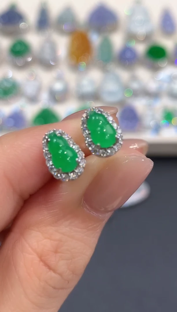 18K金镶嵌翡翠耳饰a164