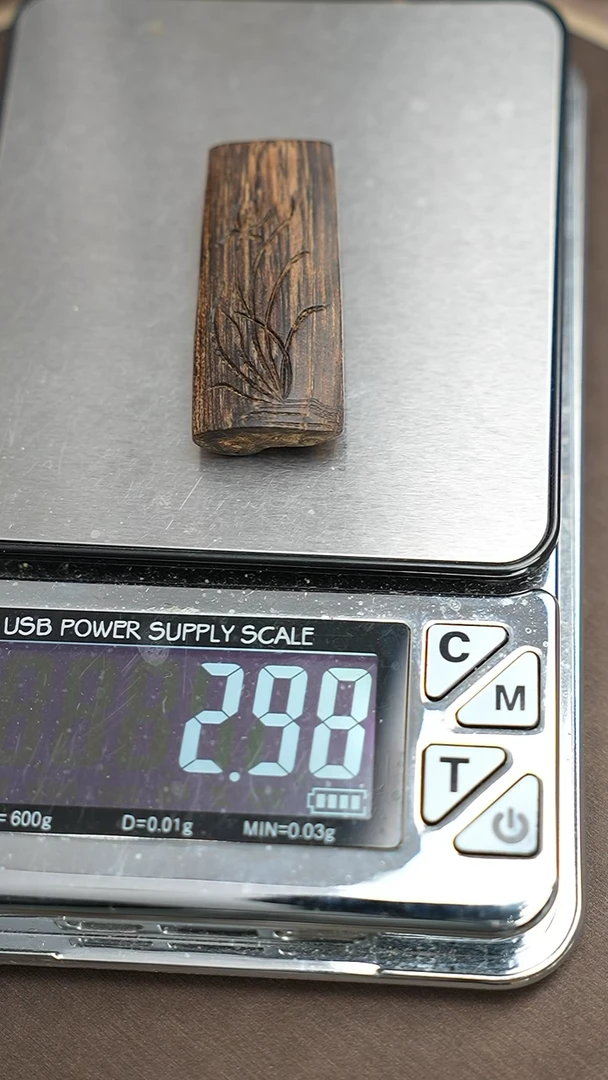 沉香吊坠达拉干沉香吊坠2.9克