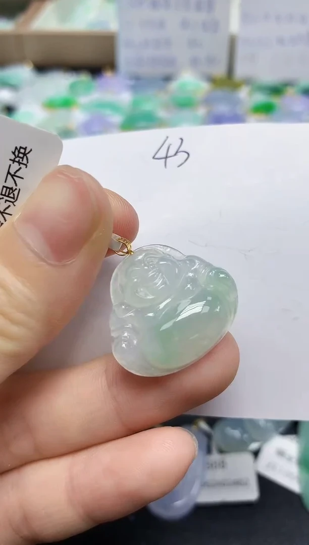 翡翠18K金镶嵌颈饰天然缅甸翡翠A货
