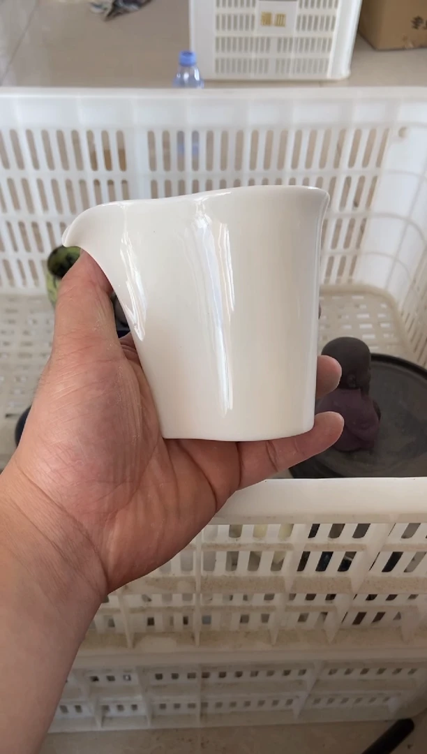 无运费险有瑕疵的摄影的产品有使用过的痕迹有点脏介意勿拍