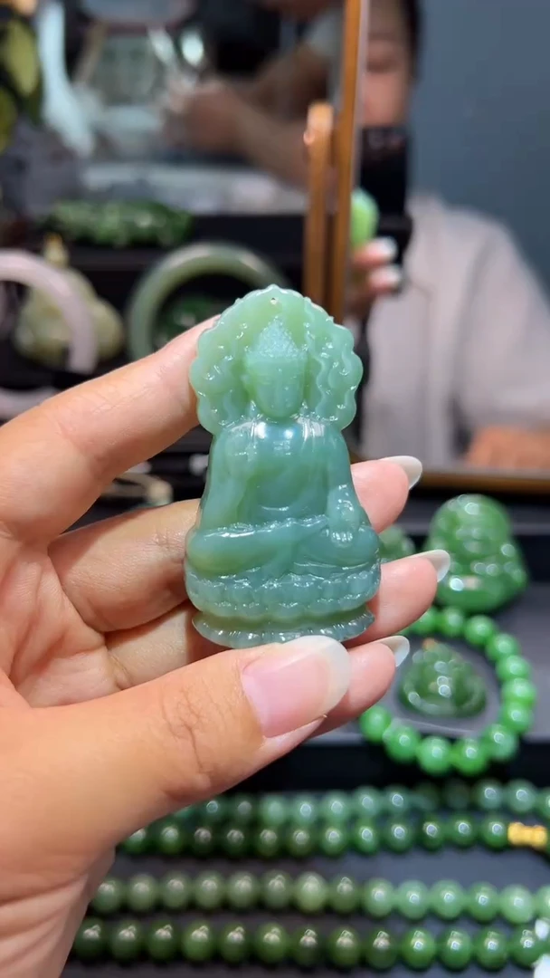 和田玉（碧玉）未镶嵌颈饰1