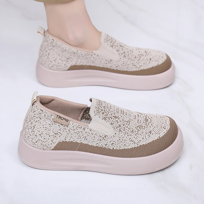 2025秋季新款隐形增高休闲鞋女防滑耐磨渔夫鞋一脚蹬舒适乐福鞋子